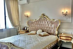квартира за адресою Літературна, 12 А