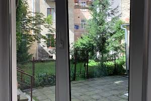 квартира за адресою Чехова, 20