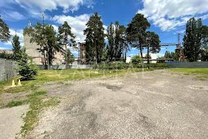 коммерческая по адресу Бориспольская ул., 19Б