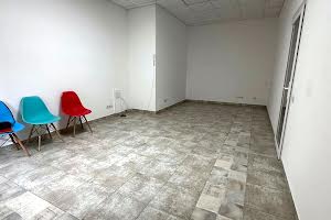 коммерческая по адресу Героев УПА ул., 25