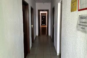 комерційна за адресою Соломії Крушельницької вул., 77