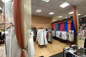 комерційна за адресою Лазаря Глоби вул. (Андрія Фабра), 5