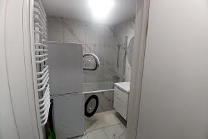 квартира за адресою Космічна вул., 3