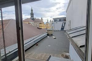 коммерческая по адресу Кардинала Любомира Гузара ул., 32