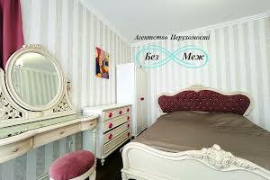 будинок за адресою Харківська вул., 4