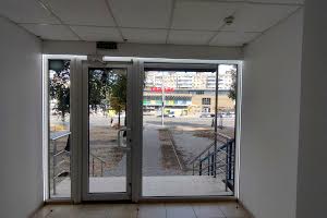 коммерческая по адресу Героев просп., 12