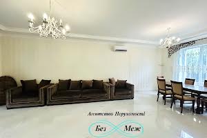 будинок за адресою Харківська вул., 4