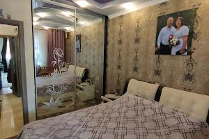 квартира за адресою Райдужний масив вул., 16/1