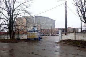 комерційна за адресою Промислова, 1