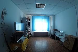 комерційна за адресою Зелена вул., 153а
