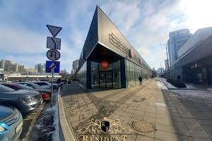 комерційна за адресою Ламана вул., 2