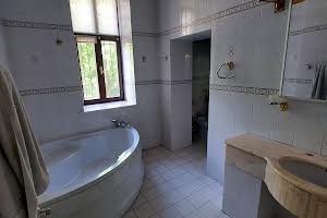 коммерческая по адресу Французский бульв., 11б