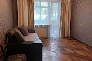 квартира за адресою Лахтинська вул., 11а