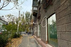 комерційна за адресою Гоголя вул., 6