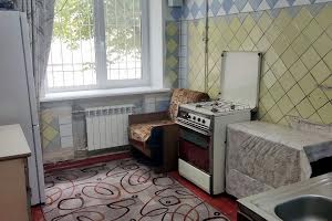 квартира за адресою Універсальна вул., 9