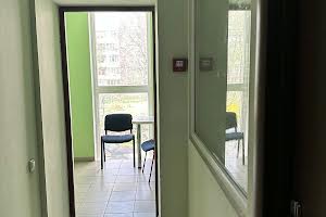 комерційна за адресою Соломії Крушельницької вул., 77