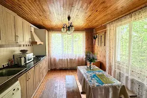 будинок за адресою Лісова