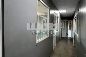 комерційна за адресою Велика Кільцева дорога вул., 4б