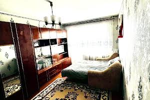 квартира за адресою Академіка Грушевського вул., 38