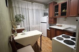 квартира за адресою Тополина вул., 26