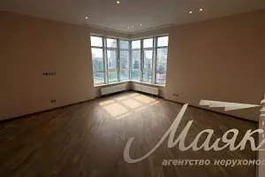 комерційна за адресою Кловський узвіз, 7