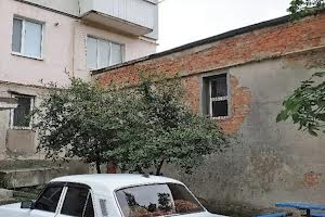 коммерческая по адресу вул. Короленка, 5