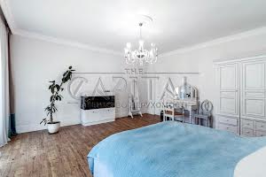 будинок за адресою Київська вул., 10