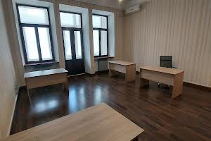 коммерческая по адресу Французский бульв., 11б