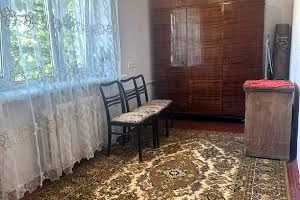 квартира за адресою Будівельників вул., 27