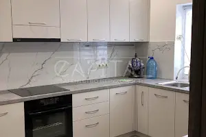 дом по адресу Українська