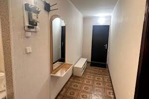 квартира за адресою Космонавтів вул., 148г
