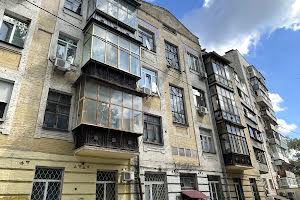 комерційна за адресою Чеховський пров., 4