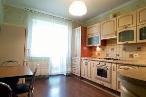 квартира за адресою Бортняка, 4