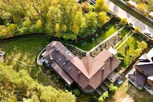 дом по адресу Парниковая ул., 7