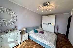 квартира за адресою Перемоги просп., 74б