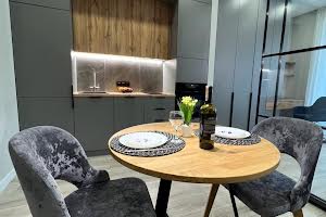 квартира за адресою Набережна Перемоги вул., 7