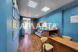 комерційна за адресою Левітана вул., 62