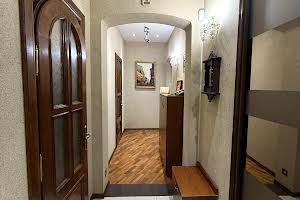 квартира по адресу Драгоманова ул., 3