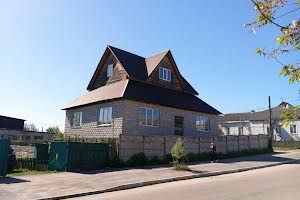 комерційна за адресою Центральна, 3