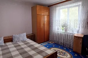 квартира за адресою вул. Данила Галицького, 11