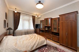квартира за адресою Політехнічна вул., 10