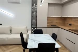 квартира за адресою Червоної Калини просп., 56а