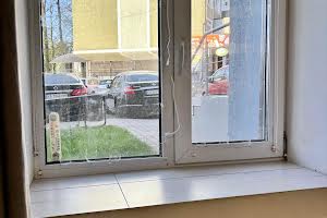 комерційна за адресою Білокур вул. (Курська), 8а