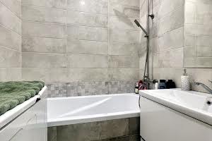 квартира за адресою Рівне, Кулика і Гудачека вул. (Макарова), 28