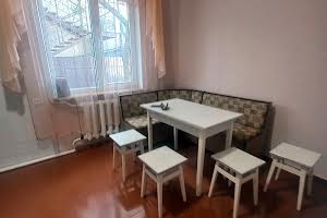 будинок за адресою Клима Савура вул., 1