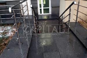 комерційна за адресою Звіринецька вул., 59