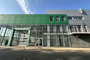 комерційна за адресою Паркова вул., 4