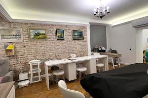 комерційна за адресою Львів, Степана Бандери вул. (), 35