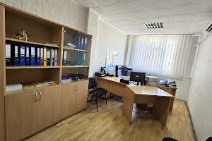 комерційна за адресою Лугова вул., 13