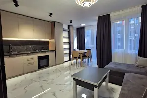 квартира за адресою Степана Бандери вул., 1